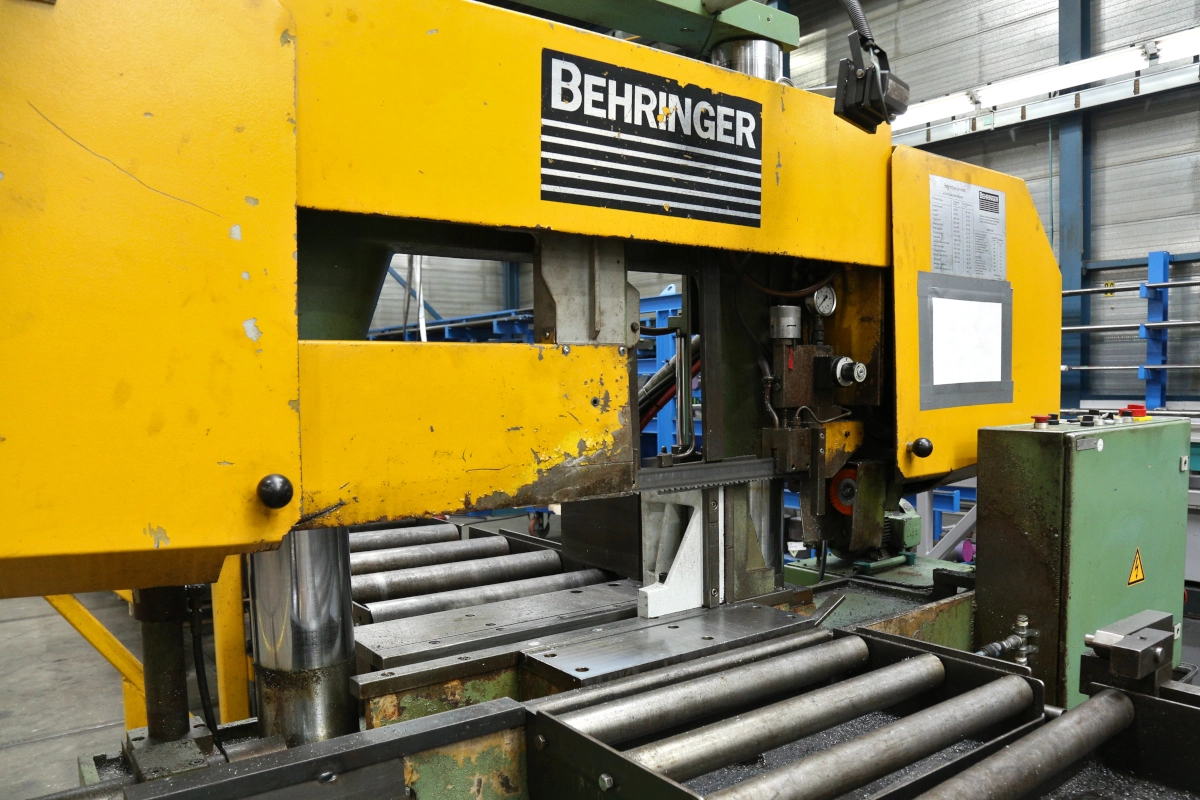 Behringer - Sawing - Construction - Machine factory Westerhof