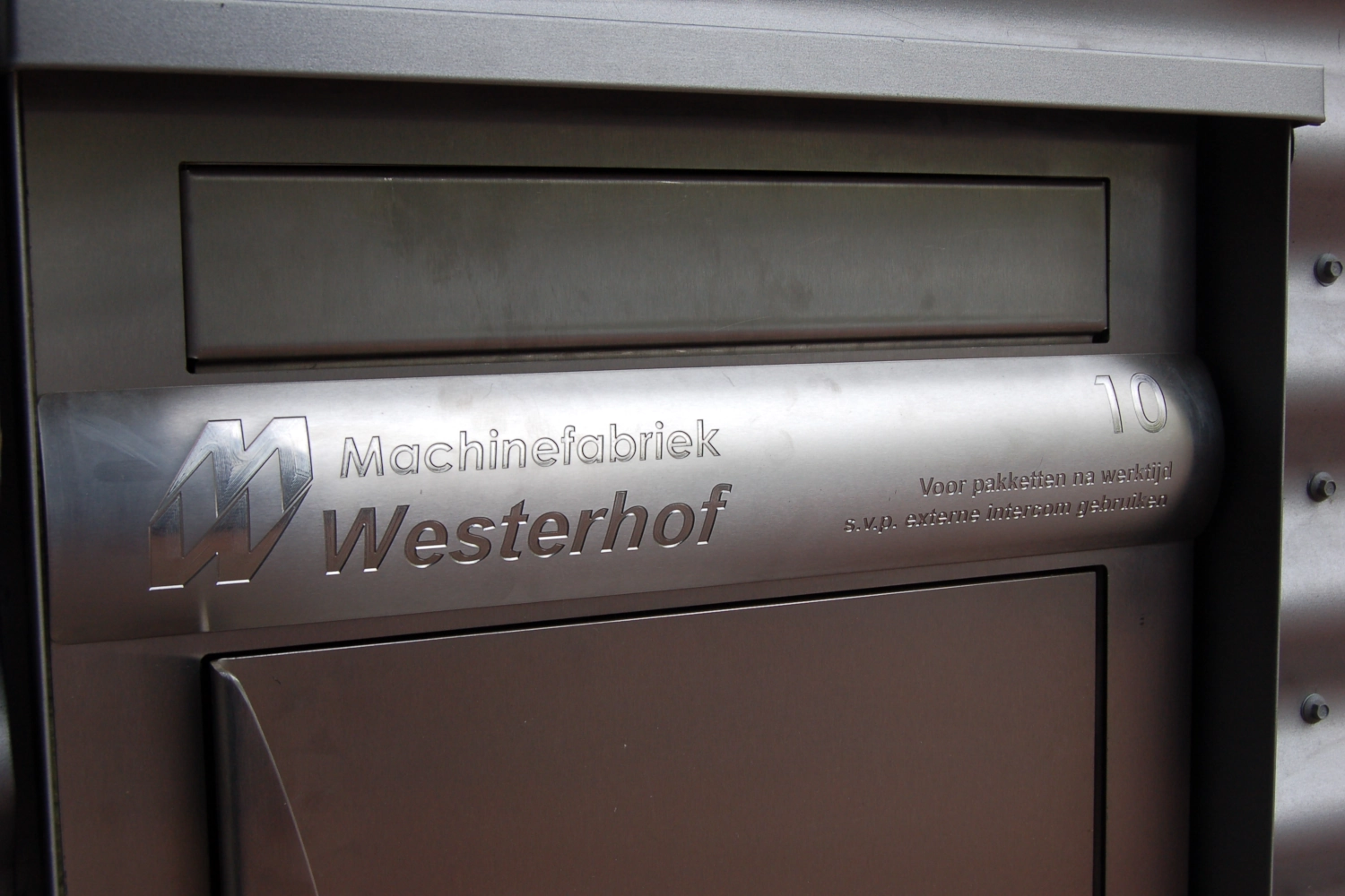 Mailbox - Parallelweg 10 - Business premises - Gallery - Machine factory Westerhof